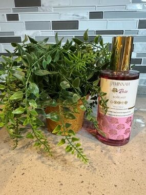 AMINNAH - Rose Body Mist (not aerosol & no alcohol)